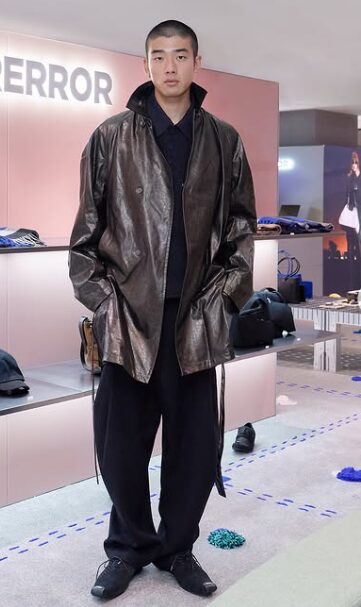 日高由起刀 写真 1